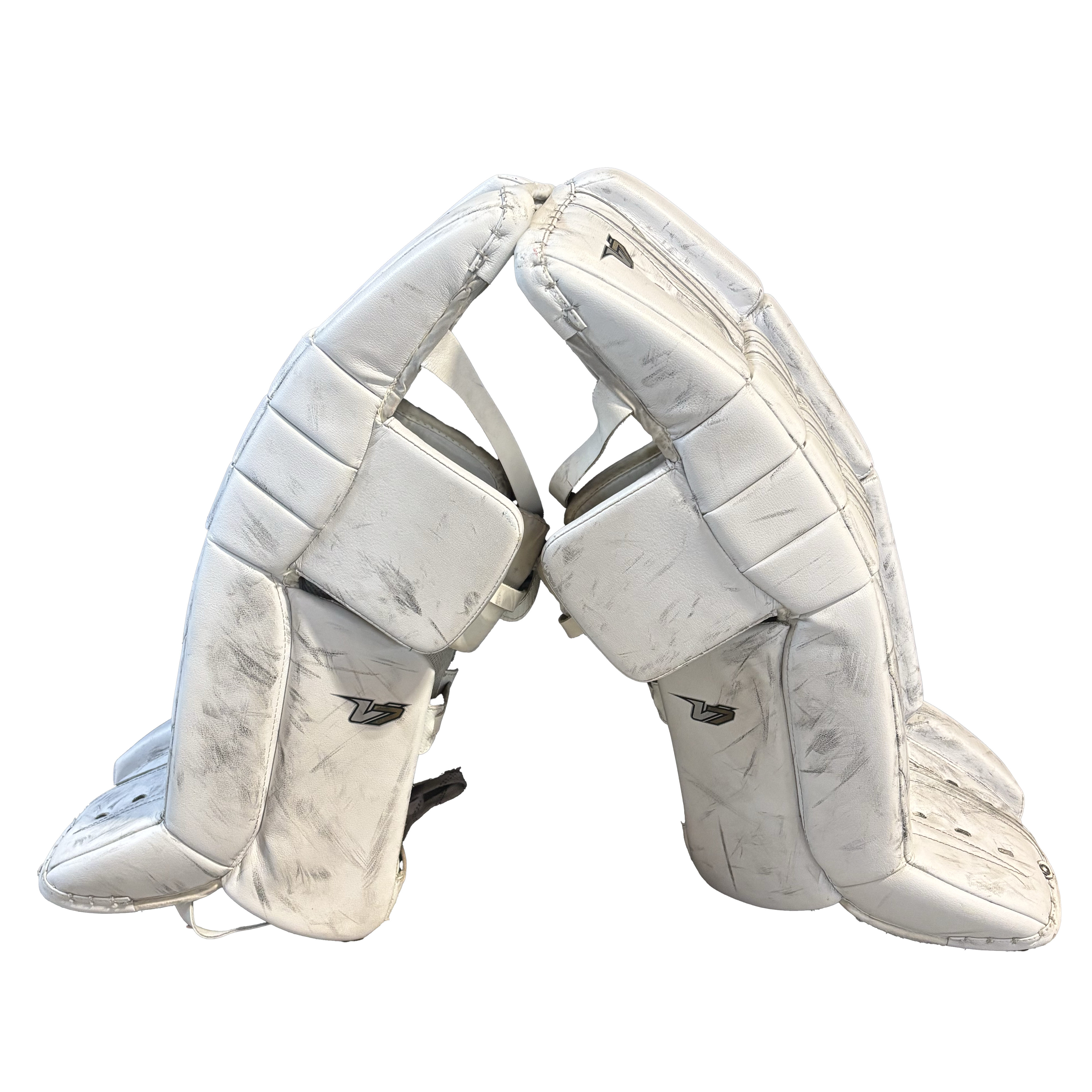 Vaughn Velocity V7 - Used Intermediate Goalie Pads (White)